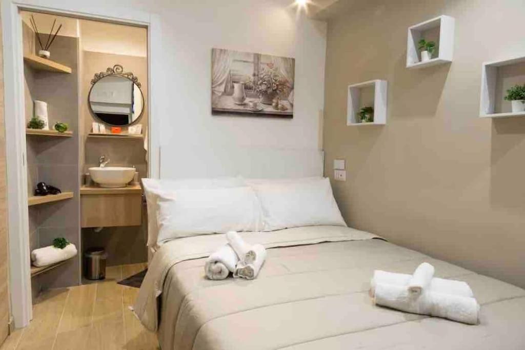 Casina In Centro Storico Appartement Napels Buitenkant foto